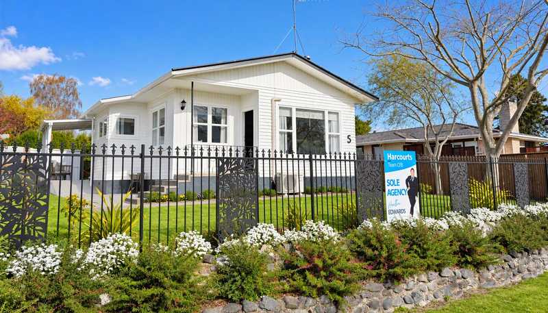 5 Limbrick Street, Waipawa