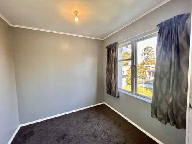 32 Longfellow Avenue, Maraenui