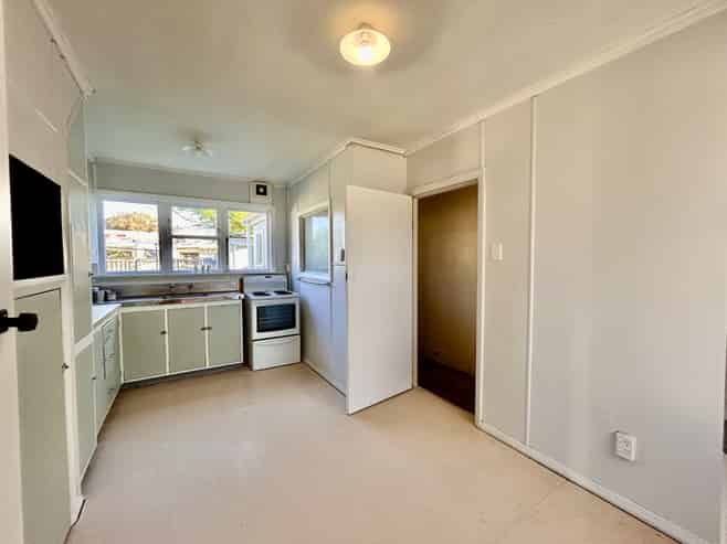 32 Longfellow Avenue, Maraenui