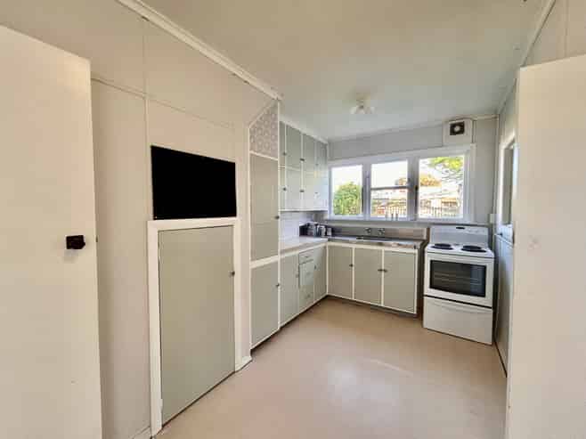 32 Longfellow Avenue, Maraenui