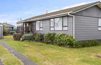 52 Maria Place, TURANGI