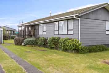 52 Maria Place, TURANGI