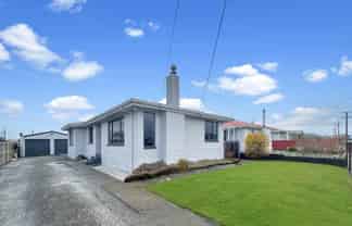137 Edinburgh Crescent, Waikiwi