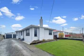 137 Edinburgh Crescent, Waikiwi