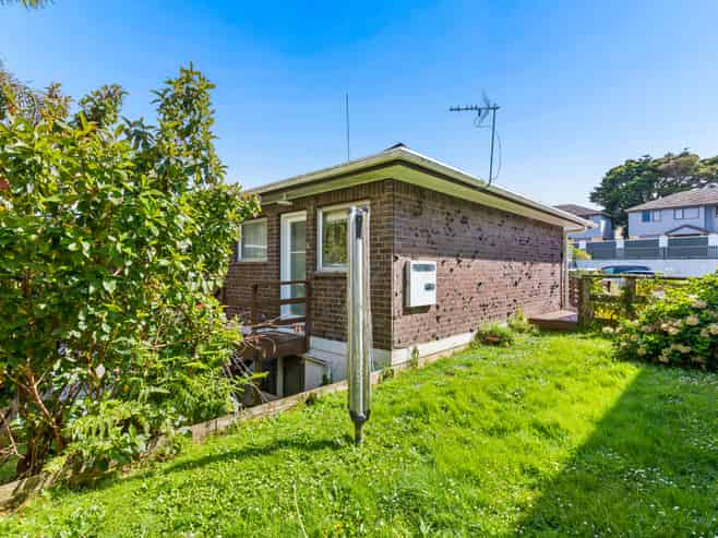 3/5 Lyon Avenue, Mount Albert