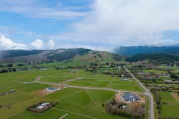 407 Tararua Road, LEVIN