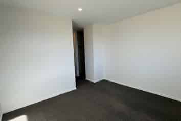 33 Florence Drive, Lincoln