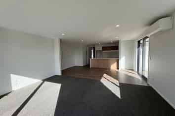 33 Florence Drive, Lincoln