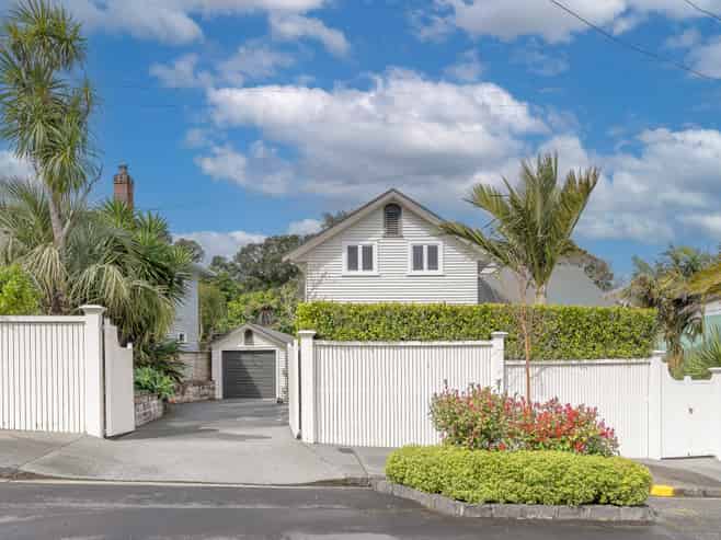 15 Atanga Avenue, Mount Eden