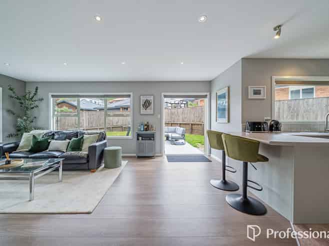 95 Redvers Drive, Belmont