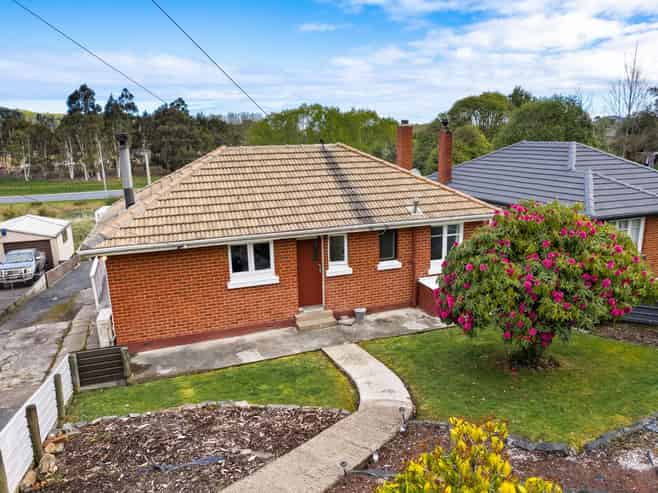 26 Waldron Crescent, Green Island
