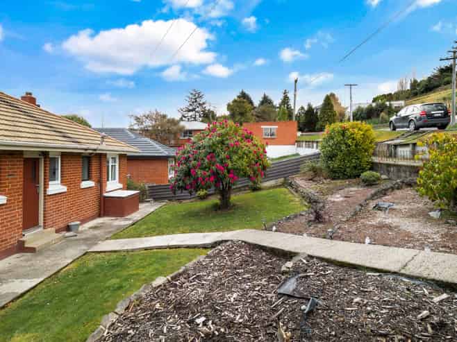 26 Waldron Crescent, Green Island