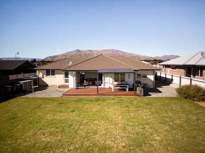4 Lakeland Avenue, Twizel