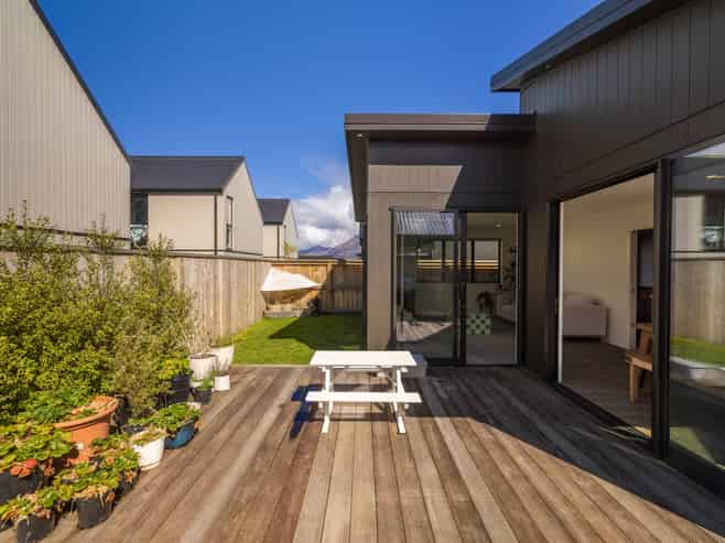 15 Friesian Close, Jacks Point