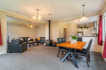 53 Prospect Bank, Wakari