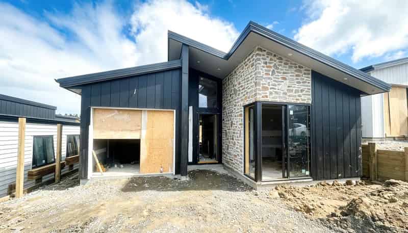 57 Huanui Drive, Orewa