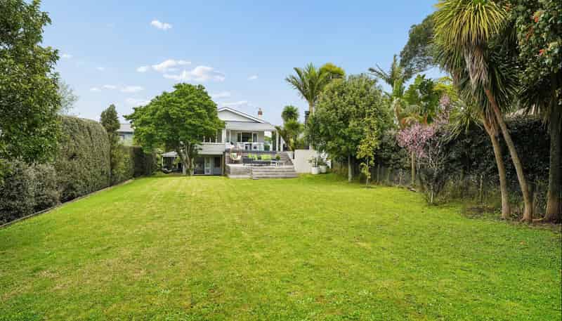 22 Belle Vue Avenue, Northcote Point