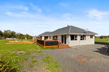 210 Morrison Road, Pukekawa