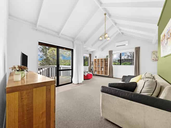 11 Cape Hill Road, Pukekohe