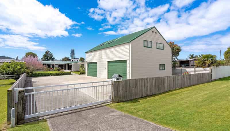 100 Exeter Road, Whangamata