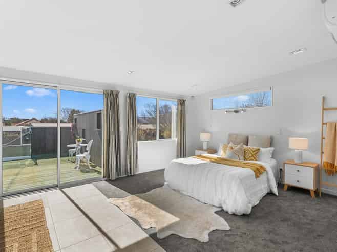 25 Rutherglen Avenue, Ilam