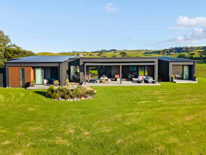 561 Kohekohe-Karioitahi Road, Waiuku