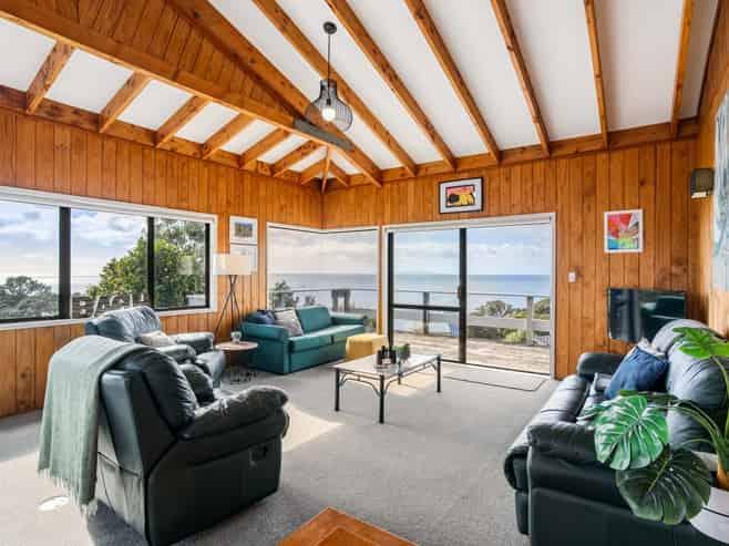 409 Onemana Drive, Onemana
