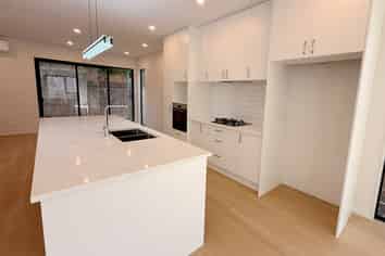 10 Rewi Street, Torbay