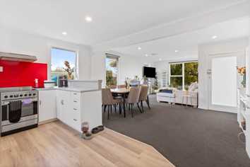 141 Edmonton Road, Te Atatu South