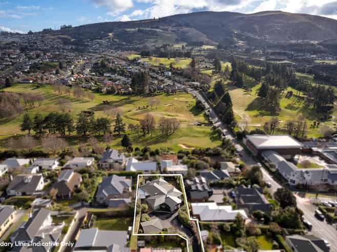 8 Prestwick Street, Maori Hill
