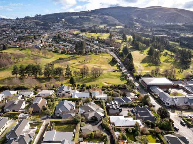 8 Prestwick Street, Maori Hill