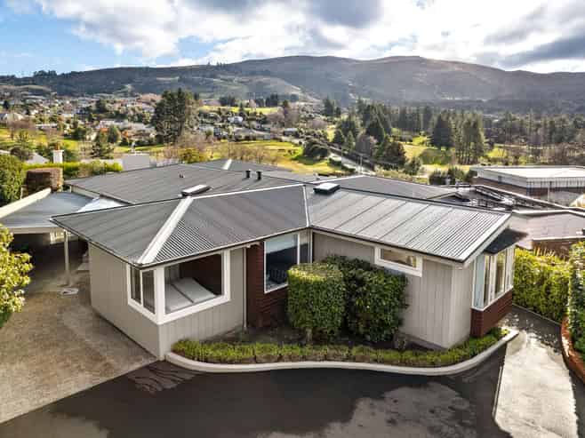 8 Prestwick Street, Maori Hill