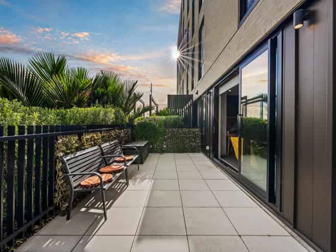 103/2 Launch Road, Hobsonville