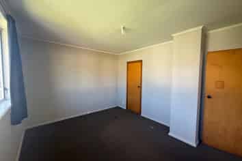 27A Loongana Street, Waitangirua
