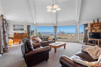 114 Dalziel Road, Halfway Bush