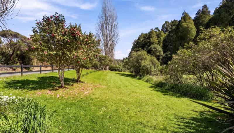 111 Te Henga Road, Waitakere