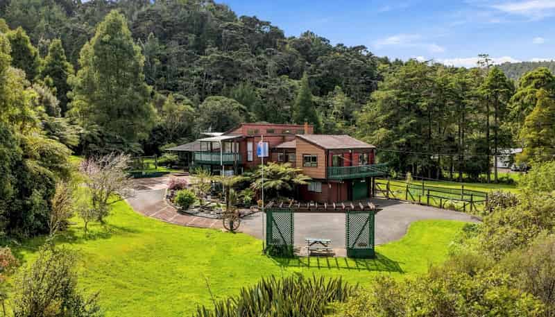 111 Te Henga Road, Waitakere
