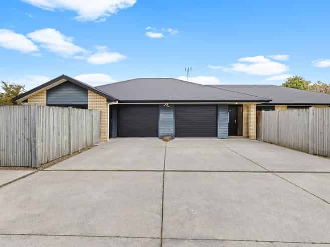 14 and 14A Petersburg Drive, Flagstaff