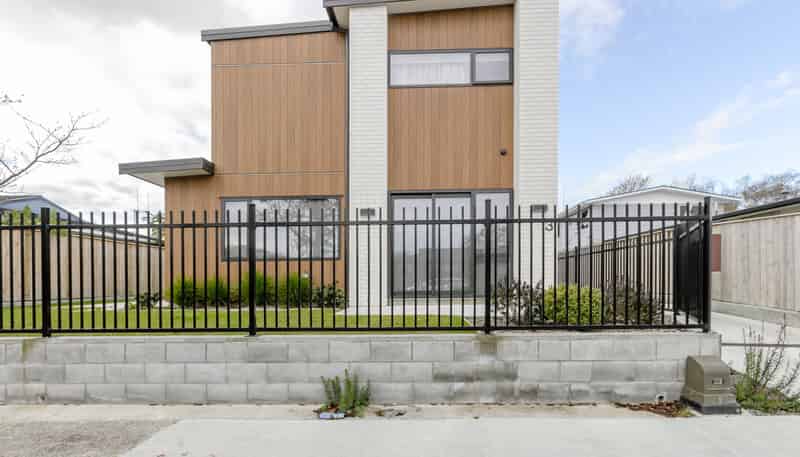 3 Langley Avenue, Milson