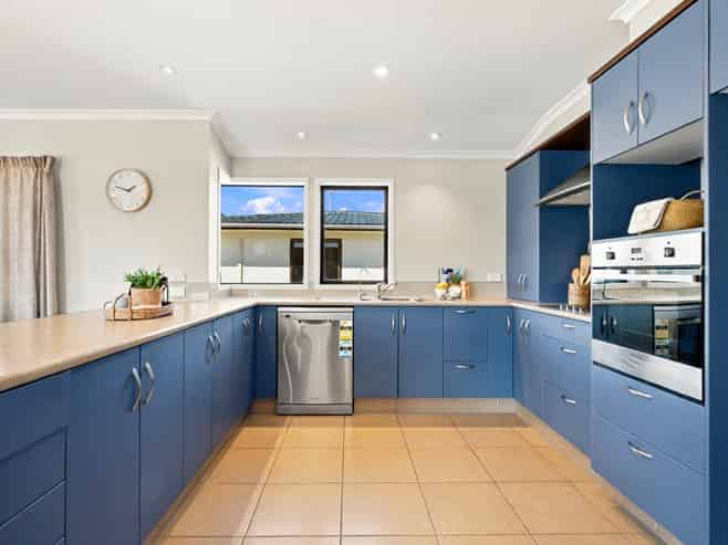 52 Karewa Parade, Papamoa