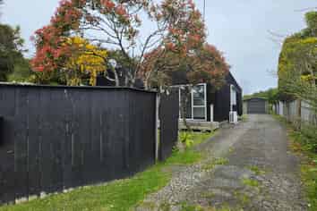 12 Rimutaka Street, Paraparaumu