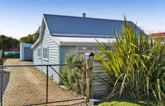12 Norfolk Street, Patea