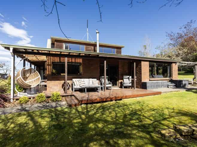 51 Flower Street, Fairfield