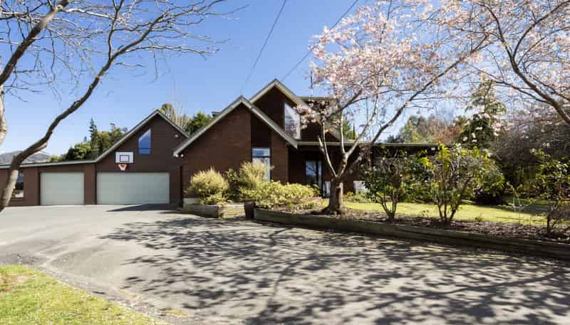 51 Flower Street, Fairfield
