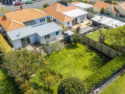 105 Brooklands Road, Brooklands
