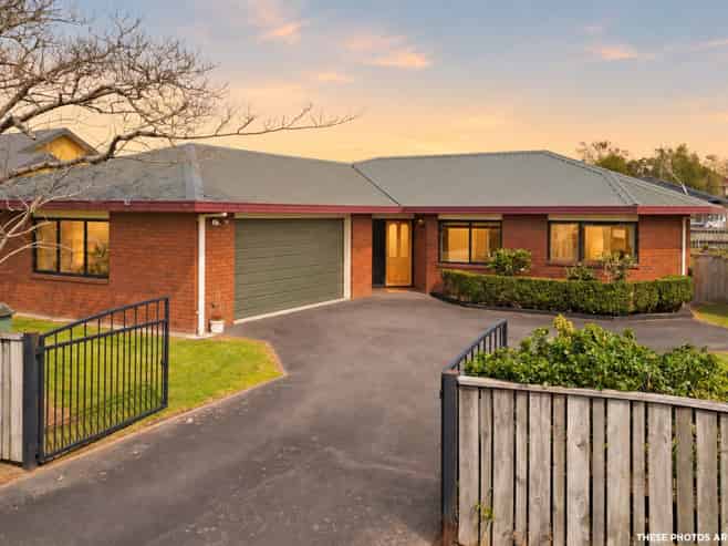 25 Admiral Crescent, Flagstaff