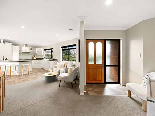 25 Admiral Crescent, Flagstaff