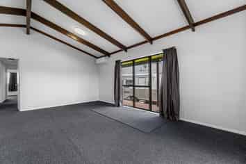 4 Odette Street, Bader