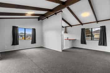 4 Odette Street, Bader