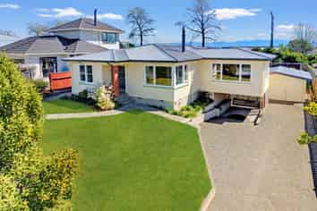 4 Bledisloe Avenue, Stoke